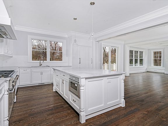 5 Patricia Court