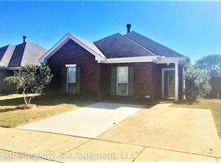 6824 Sandfield Dr, Montgomery, AL 36117