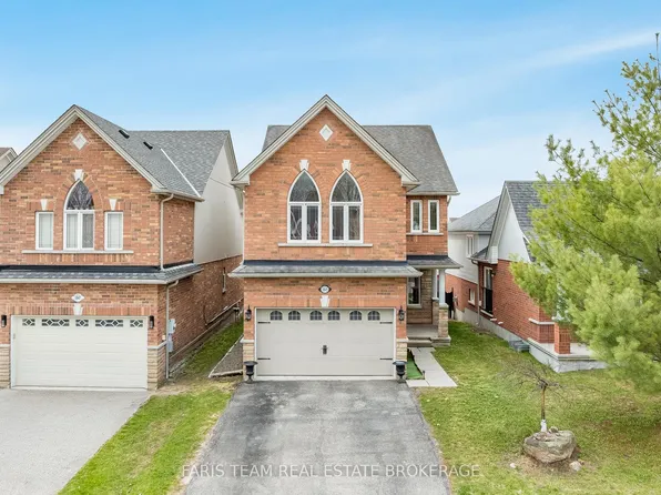1845 Lamstone St, Innisfil, ON L9S 4Z8
