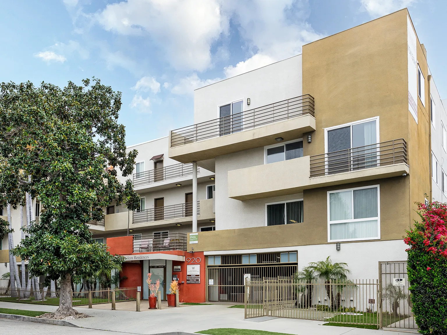 Wilcox Townhomes — Photo 1