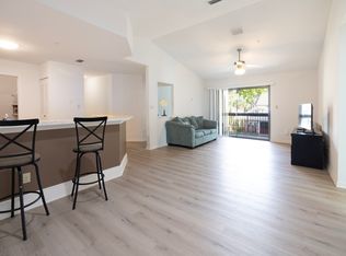 4065 Crockers Lake Blvd #28, Sarasota, FL 34238