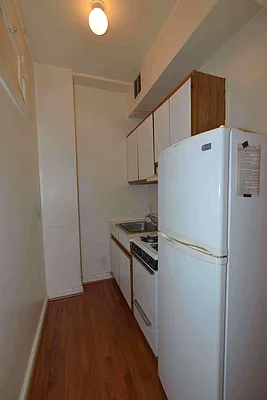 Rented by VESTWISE LLC | media 15