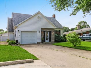 26 Grand Ave, Chatham Kent, ON