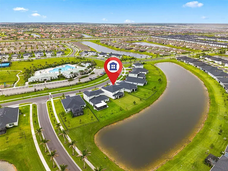 12303 SW Roma Cir — Photo 44