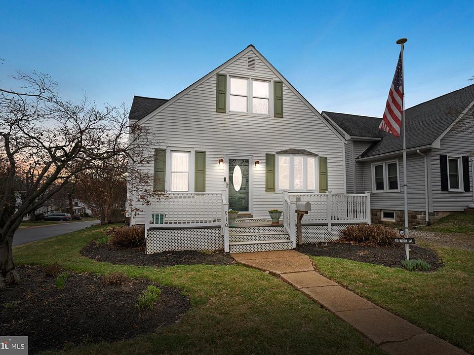1st image of 910 Marion Ave