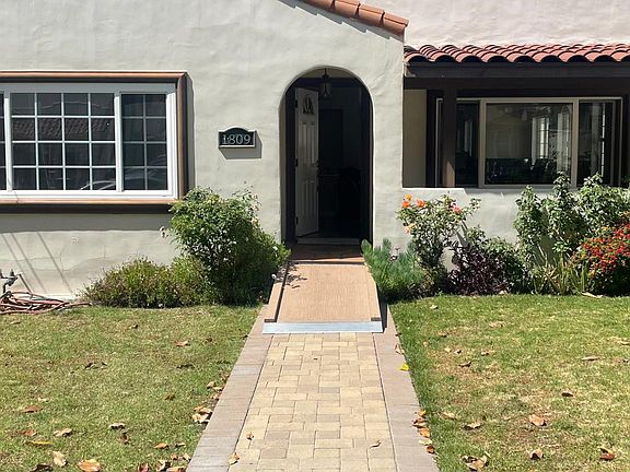 2nd image of 1809 Orchard Ave