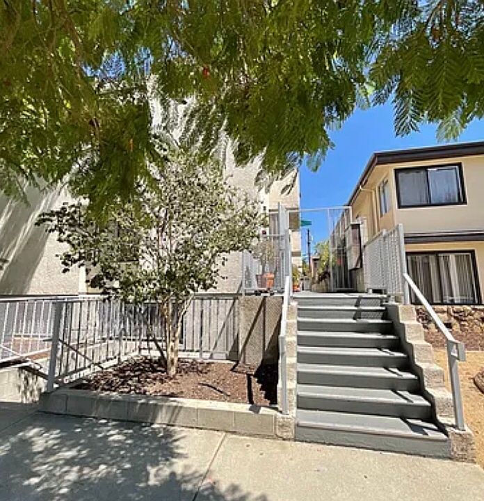 1st image of 336 N Isabel St APT 4