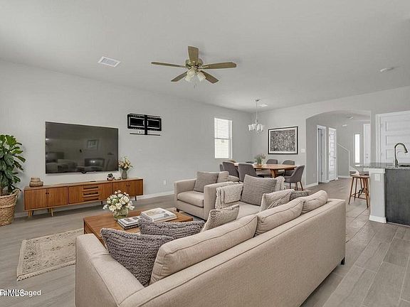3rd image of 12260 Desert Wolf Ave