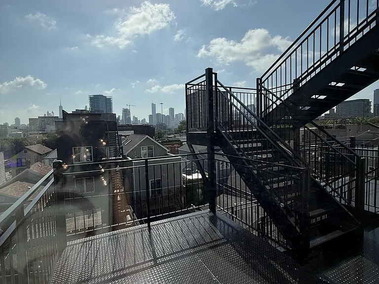 719 N Elizabeth St #3N — Photo 28