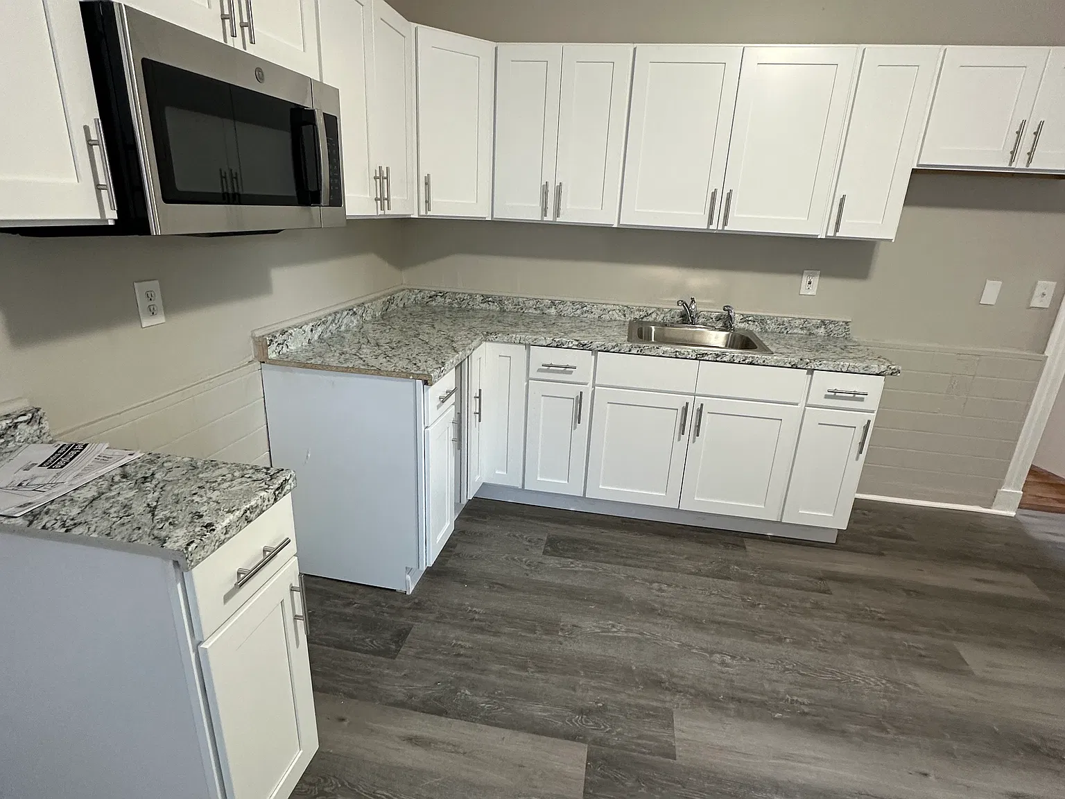1235 State St — Photo 2