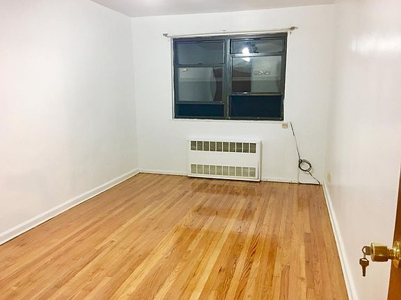 4th image of 5310 80th St #3