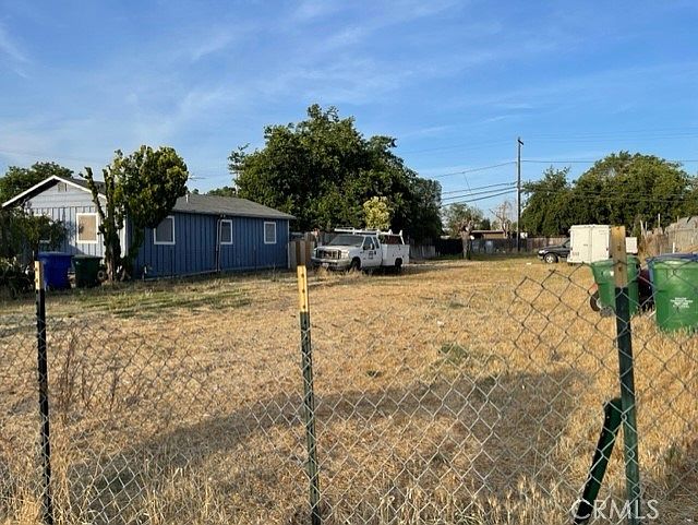1st image of 2114 Beachwood Dr #15