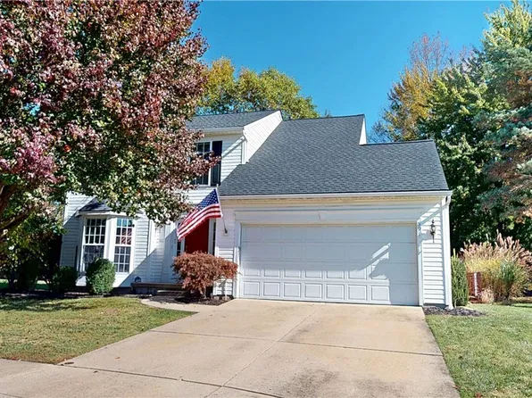 591 Brookpointe Cir, Northfield, OH 44067