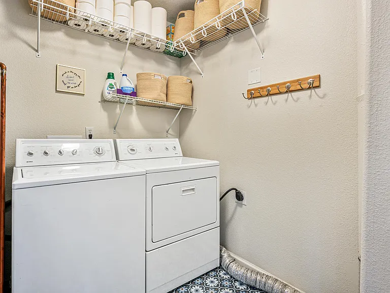 1767 N Pearl St #308 — Photo 25