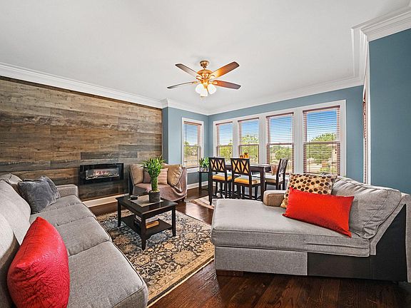 5th image of 930 S Humphrey Ave Unit 2S