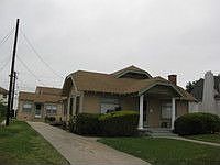 1st image of 5919 Primrose Ave