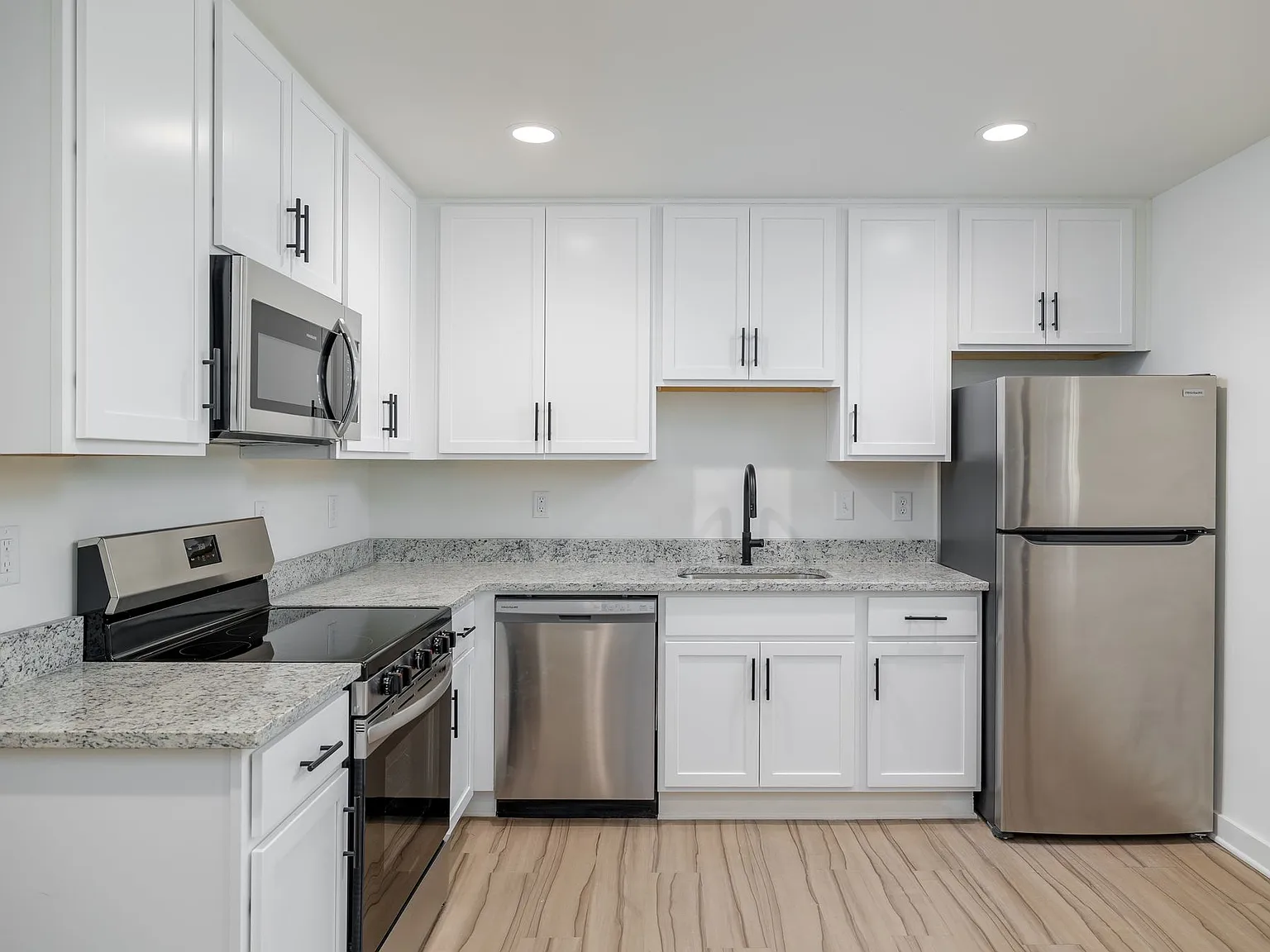 Canopy East Lake Apartments — Photo 3