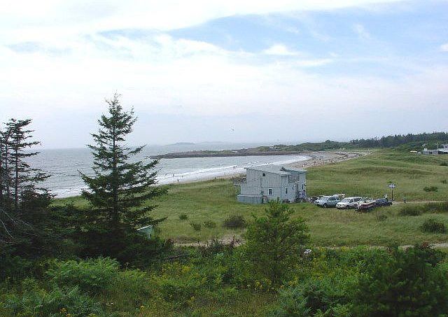 This is 42 Head Beach Road