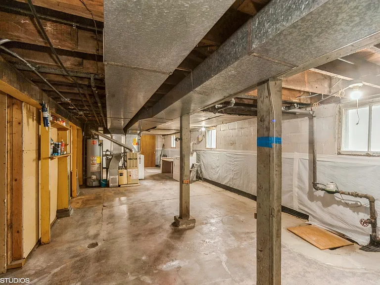 848 Lee St — Photo 17