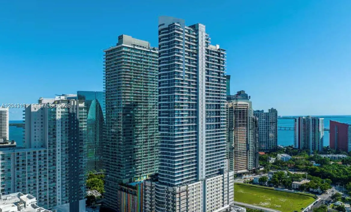 Infinity At Brickell Cond — Photo 2