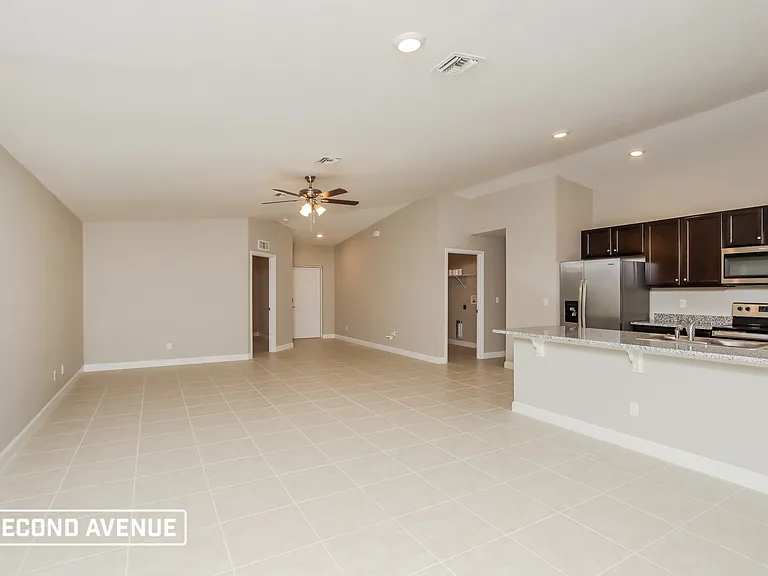486 Dadeville St SE — Photo 6