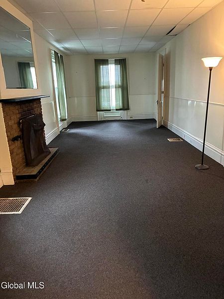 5th image of 6 Montgomery Terrace