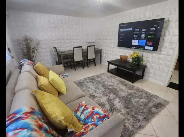 130 N Highland Ave APT 1, Clearwater, FL 33755