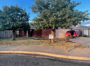 912 11th St, Wolfforth, TX 79382