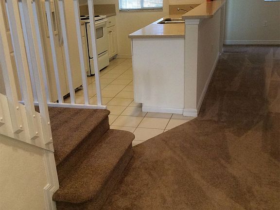 4th image of 1902 SW 60th Ave