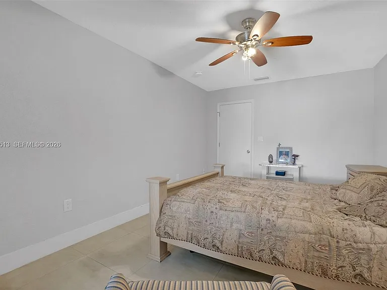 862 W 79th St #0 — Photo 18