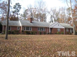 1814 Cypress Dr, Henderson, NC 27536