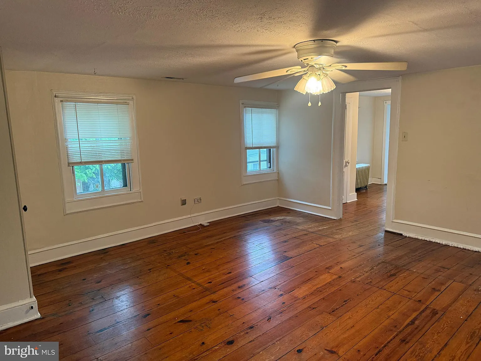 1 bed, 2124 sqft, $1,800 — Photo 2