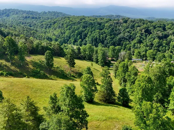 2523 Denton Valley Rd, Bristol, TN 37620