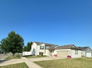 963-38 1/2 Ave W, West Fargo, ND 58078