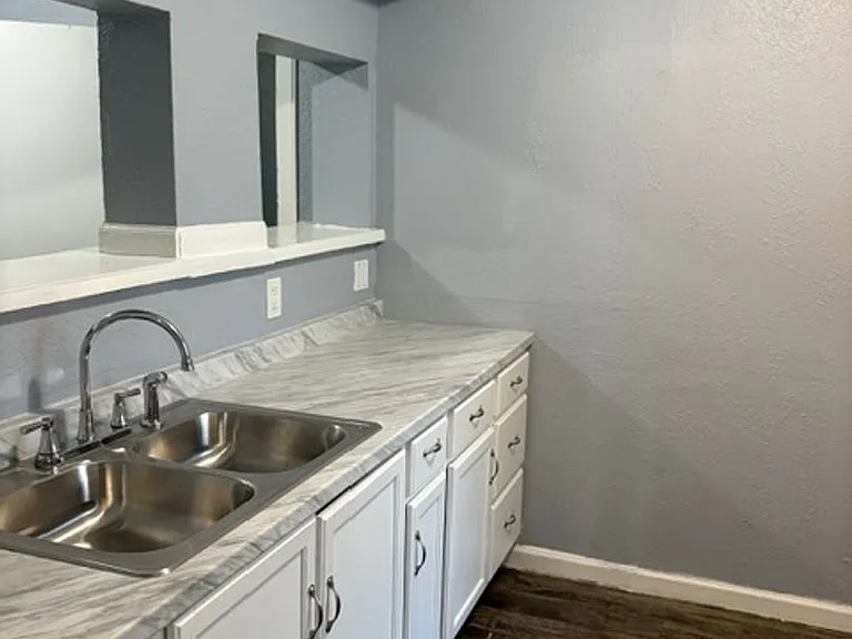 3422 Benton Blvd — Photo 3