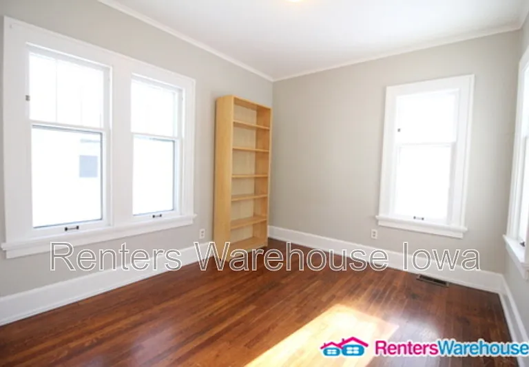 3724 University Ave — Photo 16