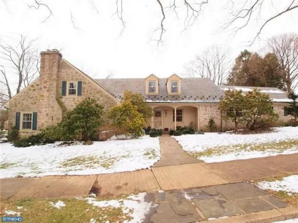 2007 Sycamore St, Bethlehem, PA 18017
