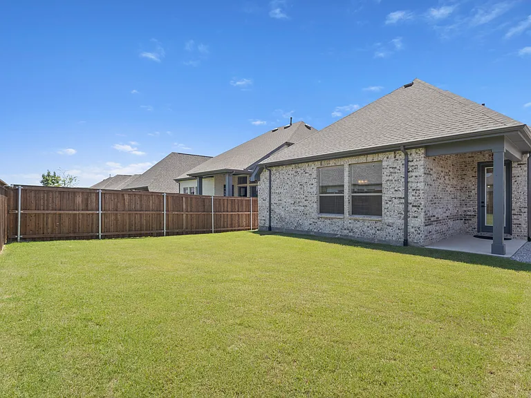 9105 Buckeye Bnd — Photo 26