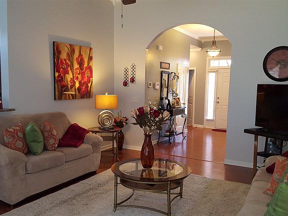 2nd image of 248 Flora Springs Cir