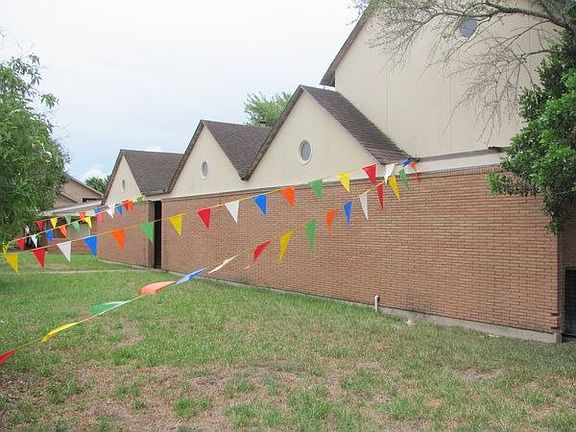 4th image of 1032 W Ebony Dr