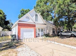 216 Wildflower Ln, Pensacola, FL 32514