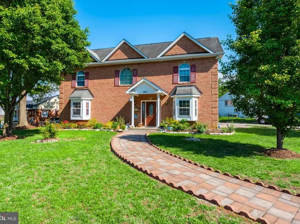 6951 Essex Ave, Springfield, VA 22150