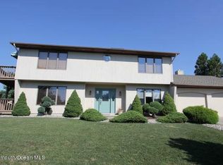 31 Benton Pl, Neptune, NJ 07753