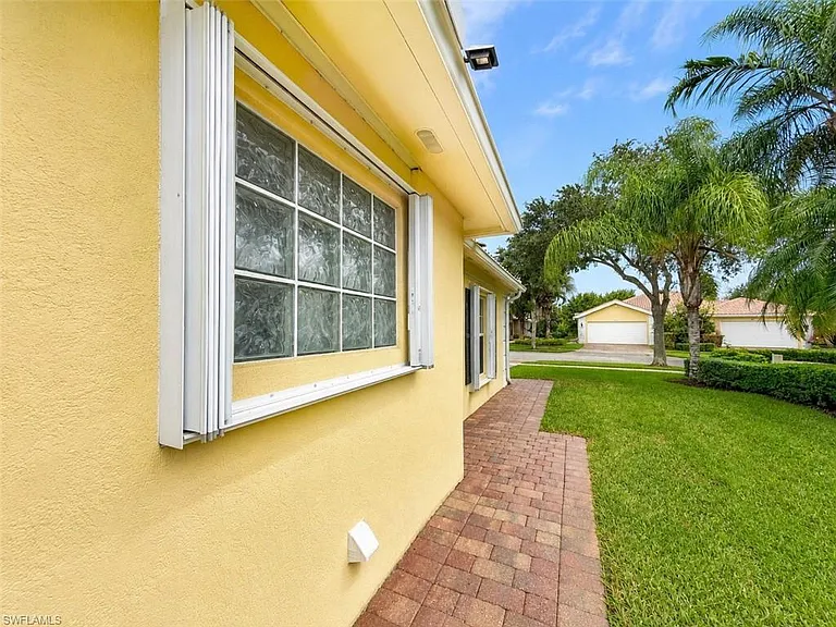 28869 Vermillion Ln — Photo 24