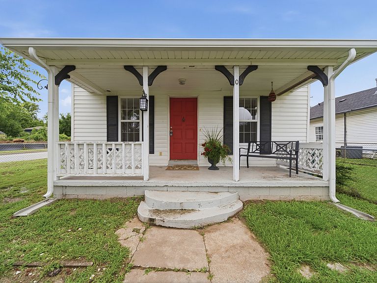Listing photo 4