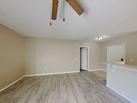 3rd image of 1385 Burnley Ct