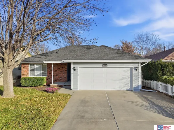 4508 S 57th St, Lincoln, NE 68516