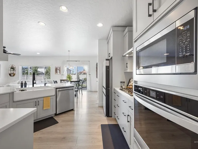 5962 W Milano Dr — Photo 19