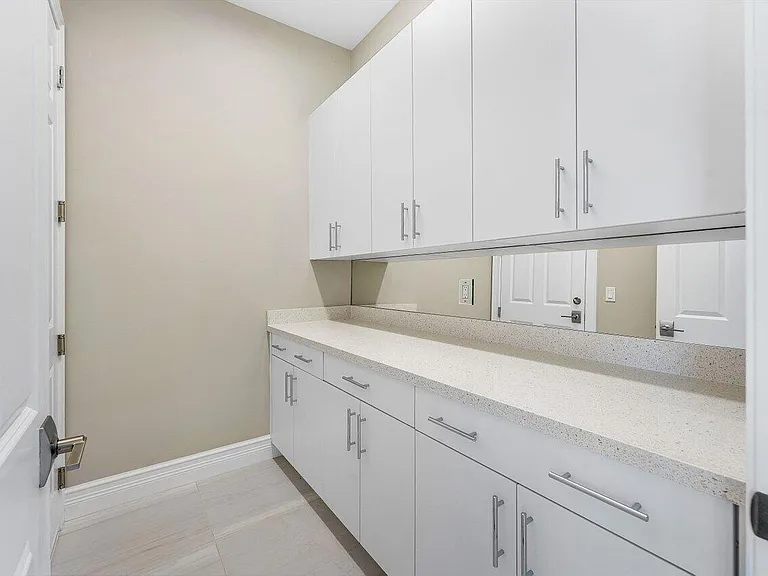 17185 Ludovica Ln — Photo 21