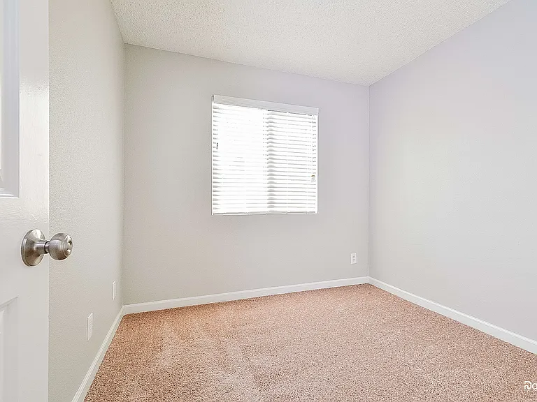 6608 Chardonay Way — Photo 12